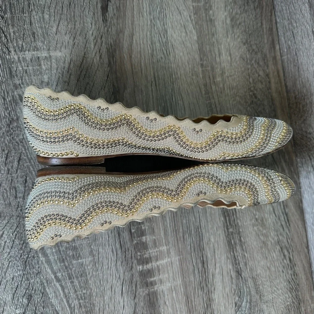 Chloe Lauren Ballet Flats 8.5 / 39 Scalloped Studded Tan Suede Gold Silver - Picture 10 of 12
